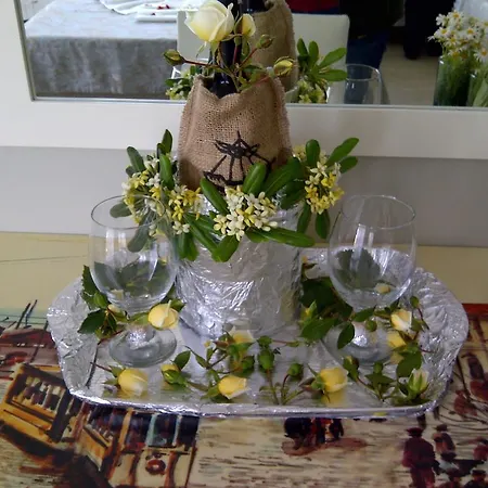 Foca Palas Pension *