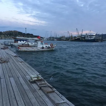 Foca Palas Pension *