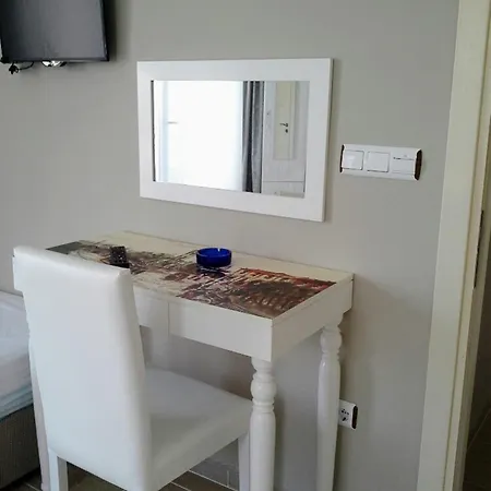 Foca Palas Pension Gæstehus Foça