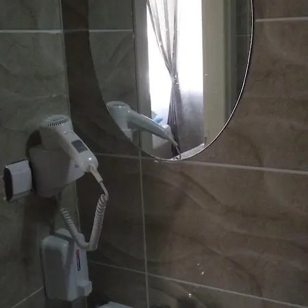 ゲストハウス Foca Palas Pension