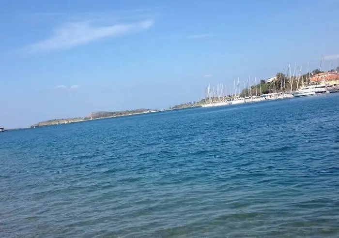 Foca Palas Pension Foca