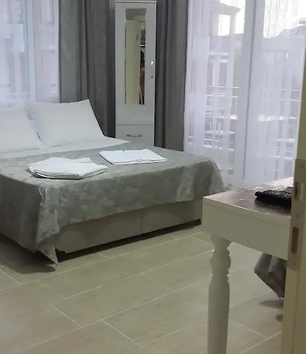 Foca Palas Pension Penzion