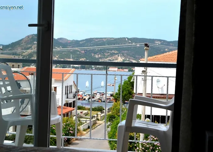 Foca Palas Pension * Foca